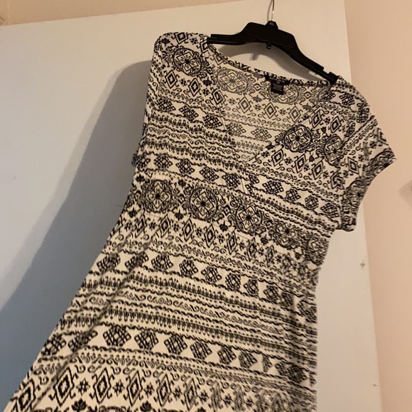 Relaxx dress - Picture 3 of 3